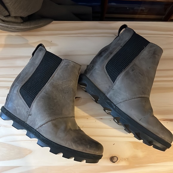 Sorel JOAN OF ARCTIC™ WEDGE II CHELSEA BOOTIE - Lea - Picture 2 of 6